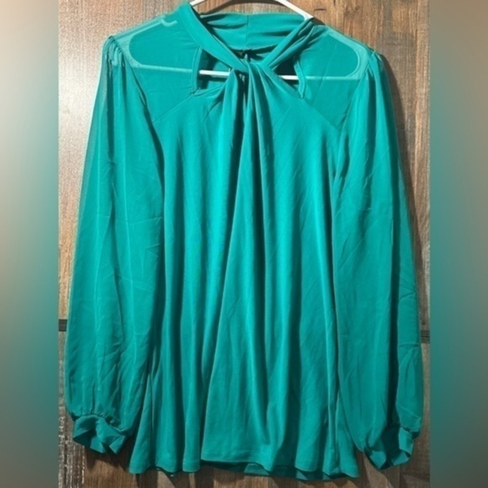 Zero 2 eight. Size large. Blouse. Dress shirt. Teal in color